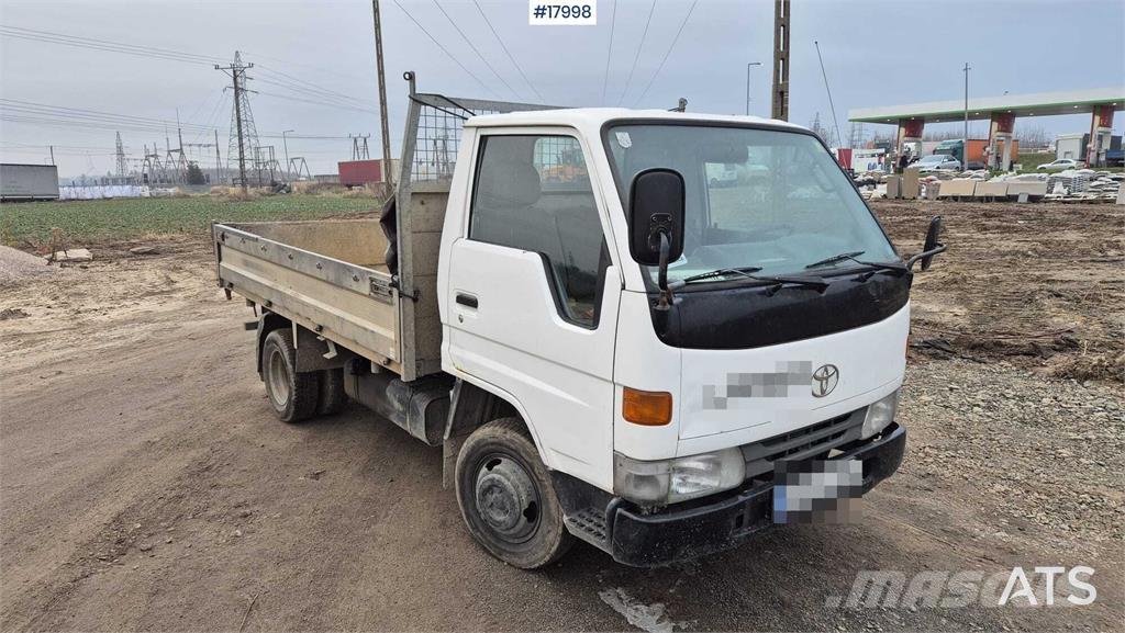Toyota Dyna Camion ribaltabili