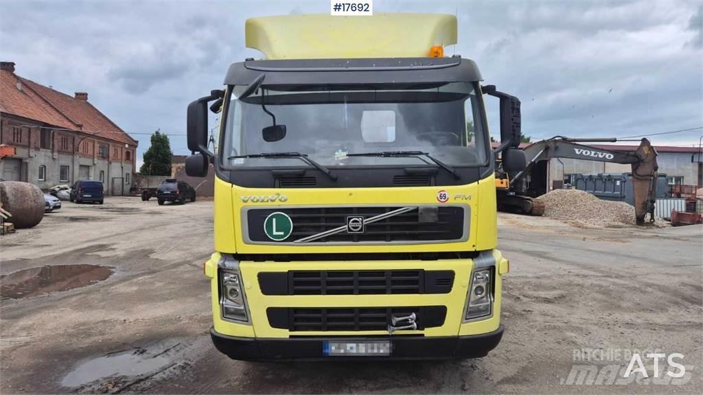 Volvo FM 440 Camion con gancio di sollevamento
