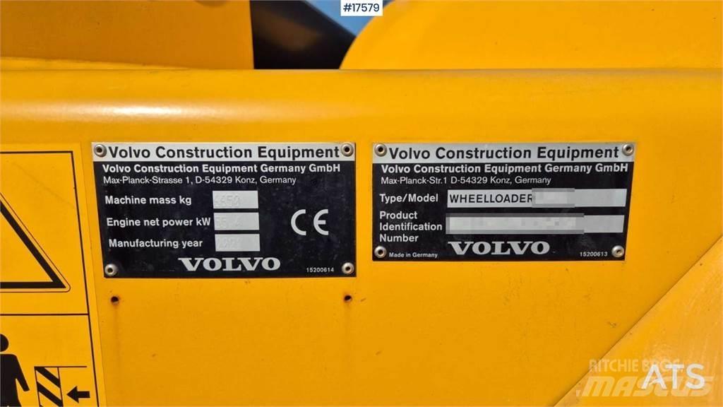 Volvo L30G Pale gommate
