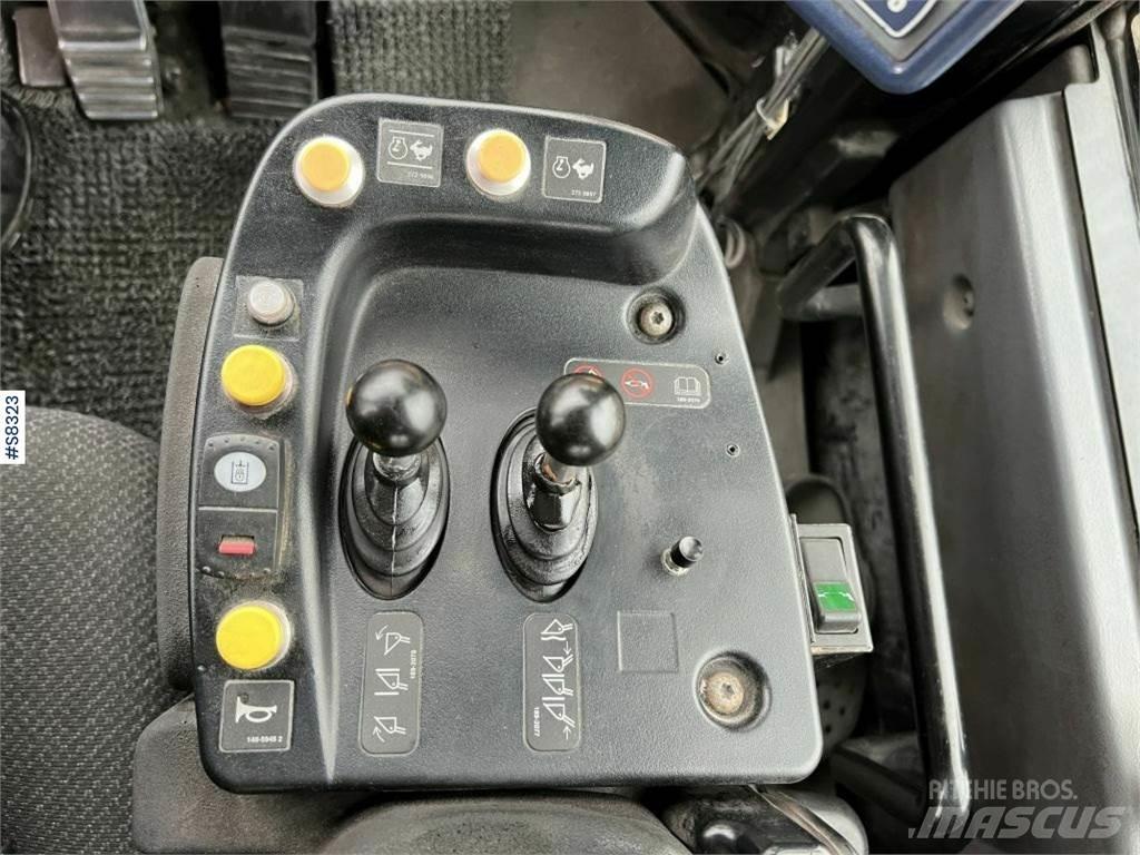 CAT 988H Dozer gommati