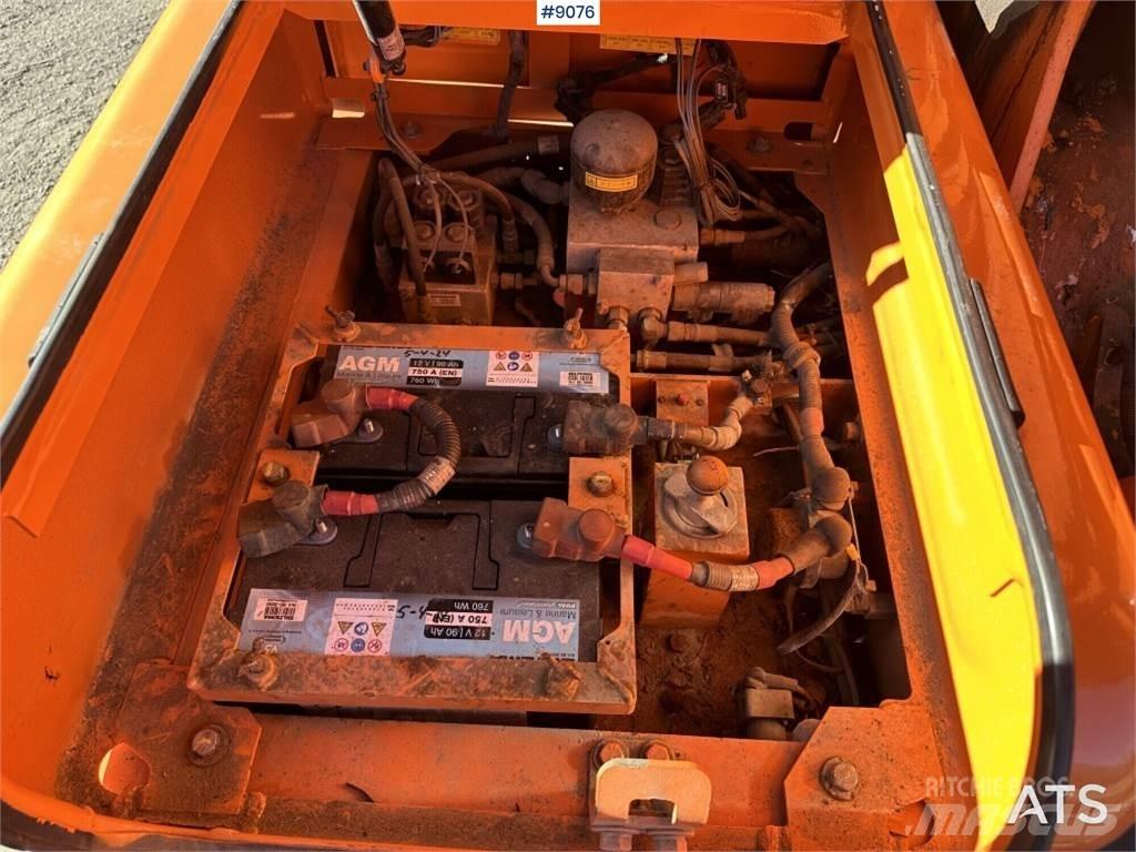 Doosan DX140W Escavatori gommati