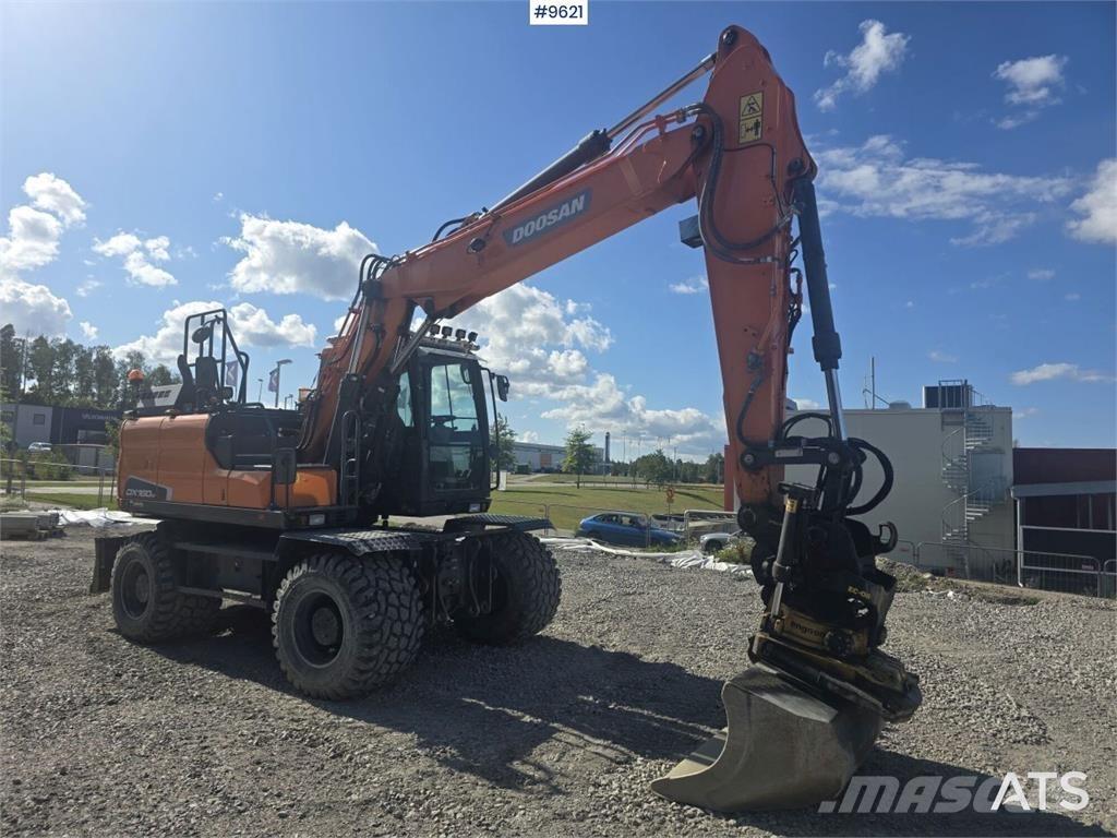 Doosan DX160W-5 Escavatori gommati