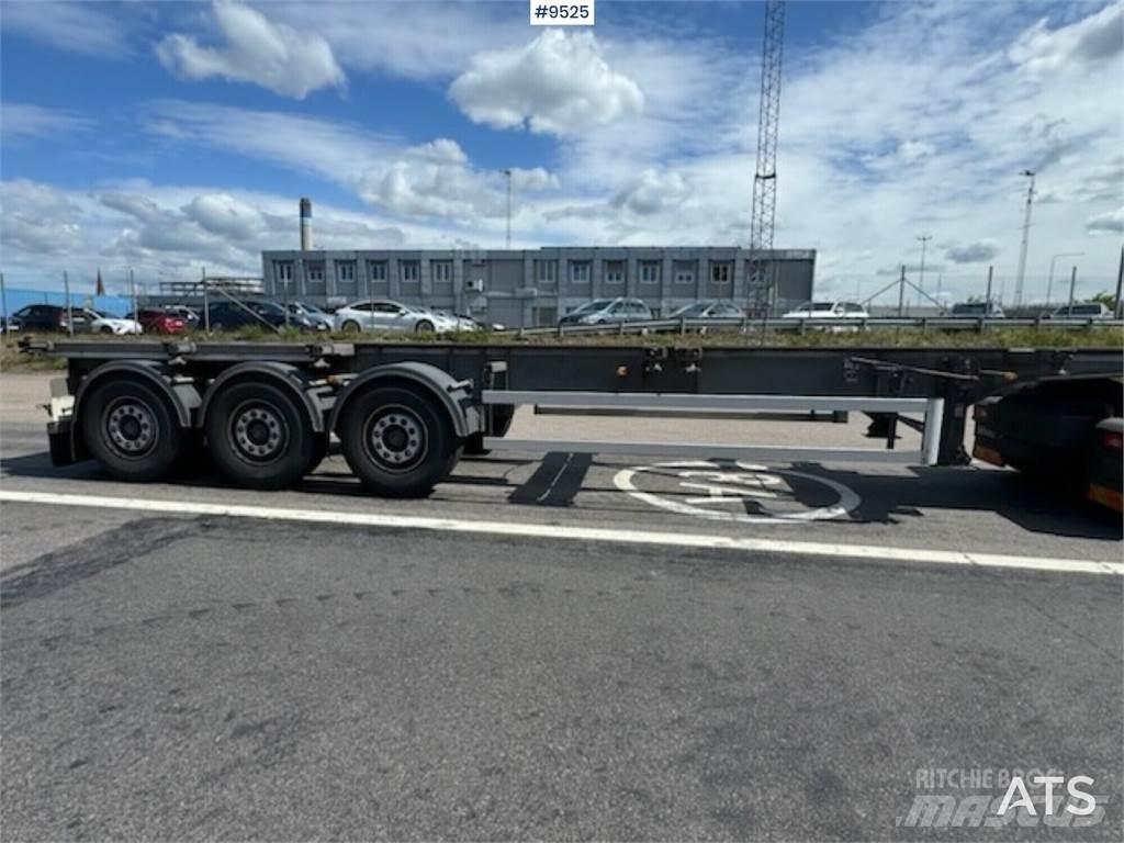 Fruehauf annet Semirimorchi portacontainer