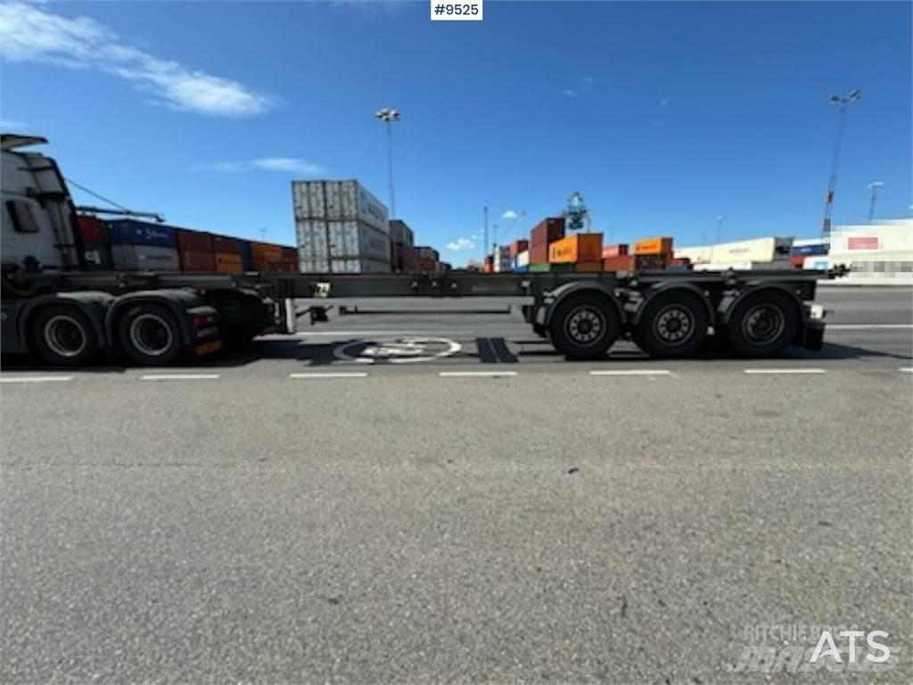 Fruehauf annet Semirimorchi portacontainer