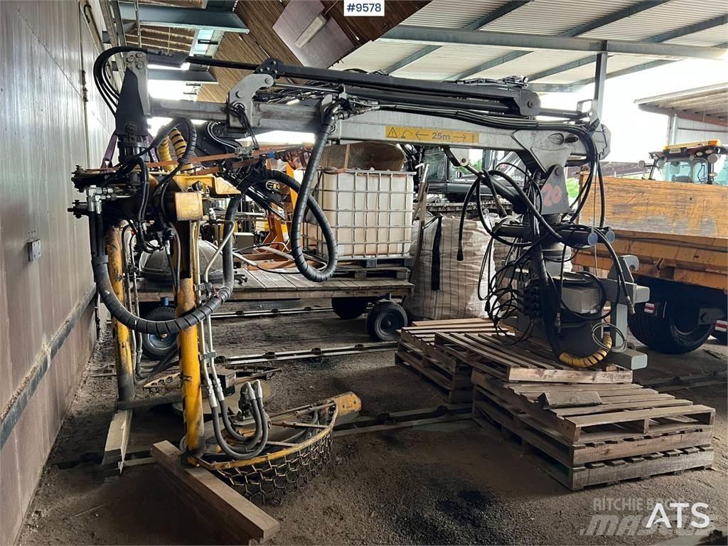 Hinnagårds T125B Macchinari Tagliasfalto