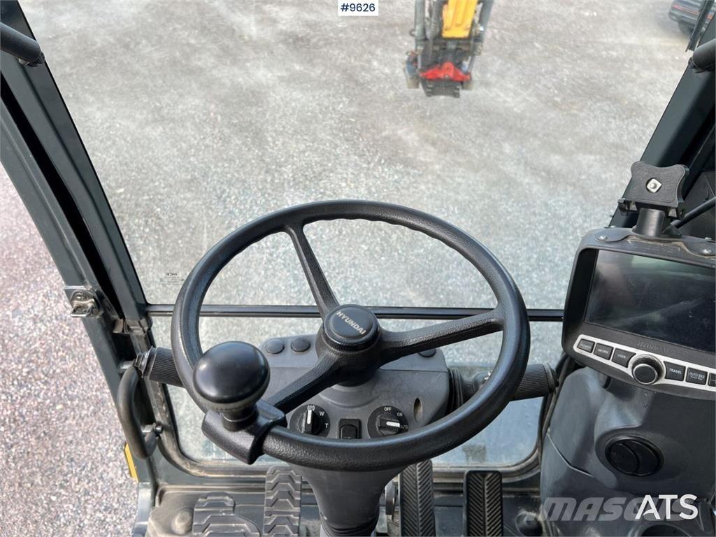 Hyundai 140W-9A Escavatori gommati