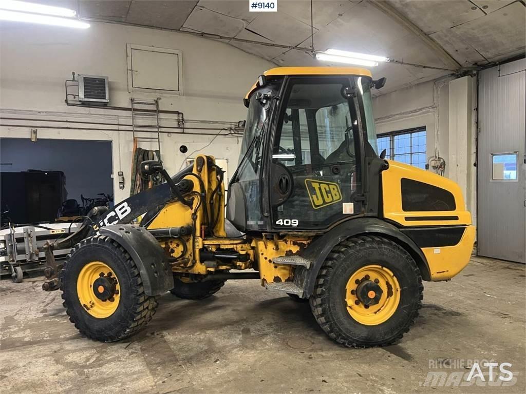 JCB 409 T4 Dozer gommati