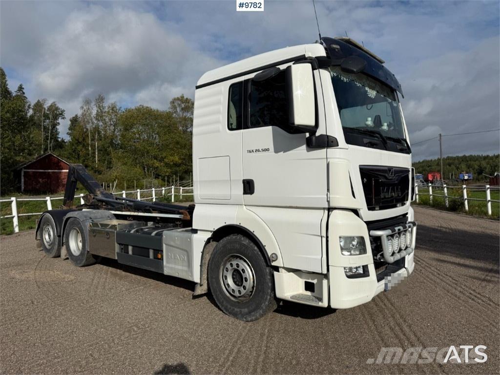 MAN TGX 26.500 6X2 Camion con gancio di sollevamento