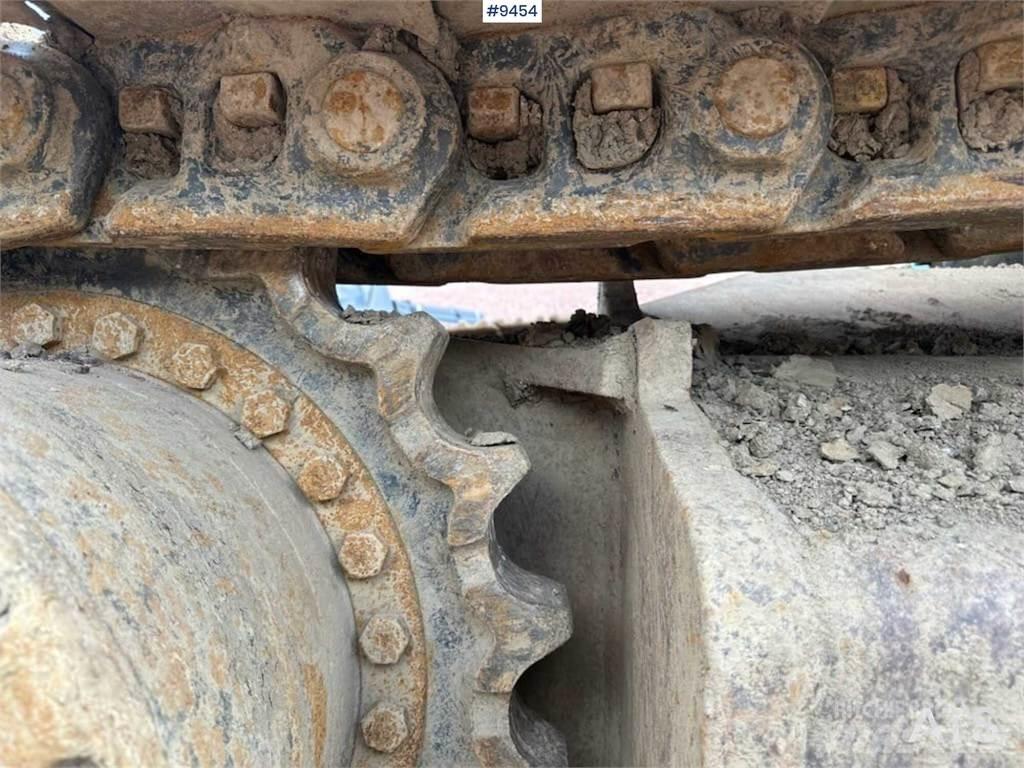 New Holland E385 Escavatori cingolati