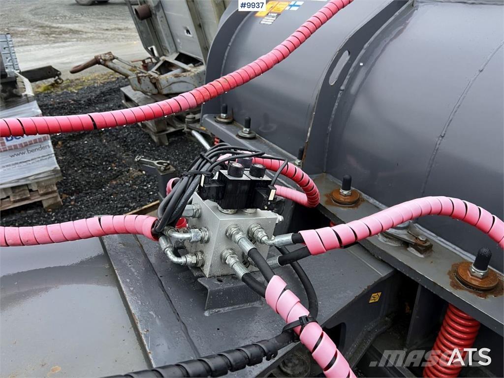 Pome JETI/ Volvo Aratri