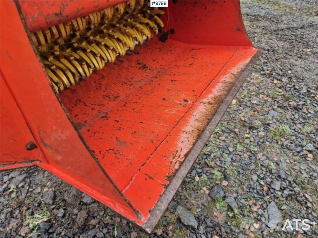  Rotastar ST 2-4 S40 Benne