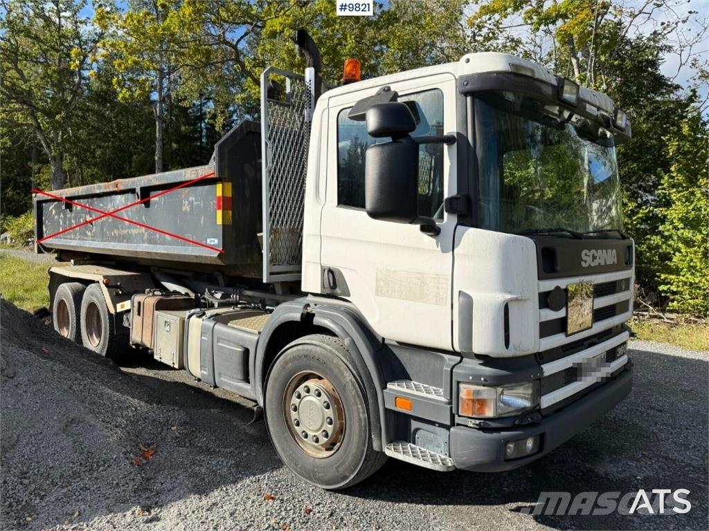 Scania P124GB Camion con gancio di sollevamento
