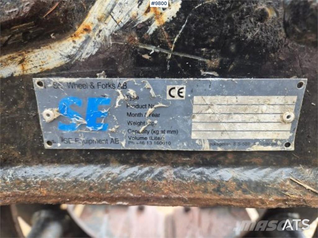 SE Equipment SES 20 Retroescavatori