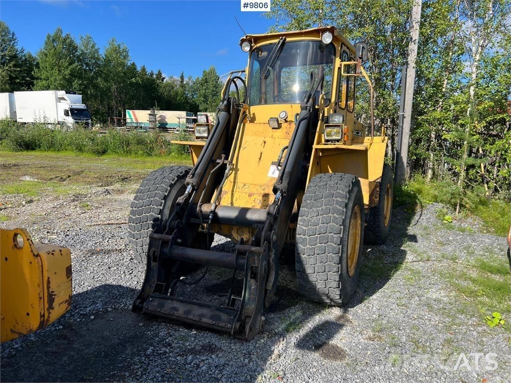 Volvo BM 4300 Pale gommate