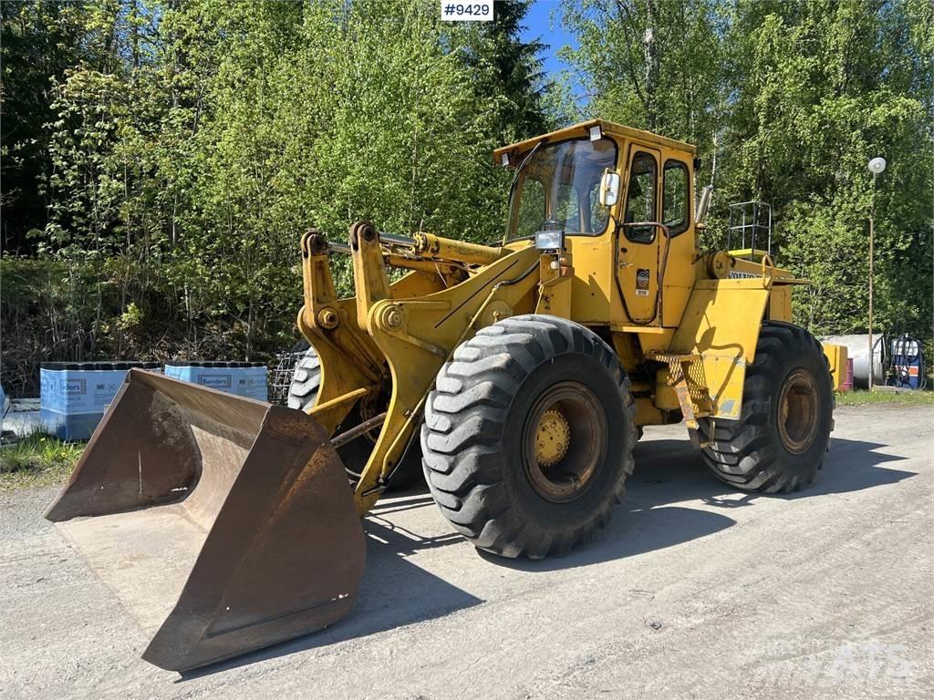 Volvo BM LM1240 Dozer gommati