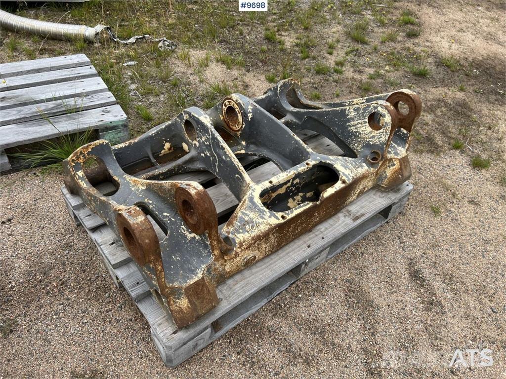 Volvo bracket Altri componenti