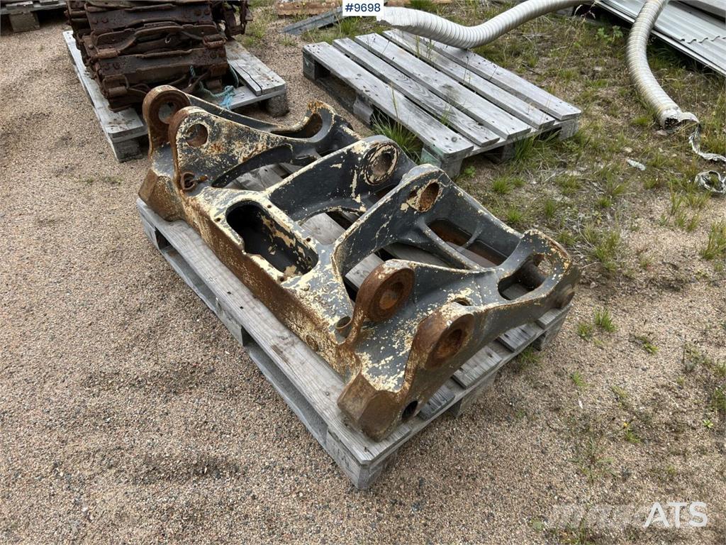 Volvo bracket Altri componenti