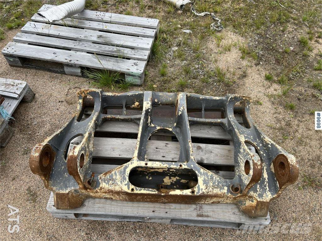 Volvo bracket Altri componenti