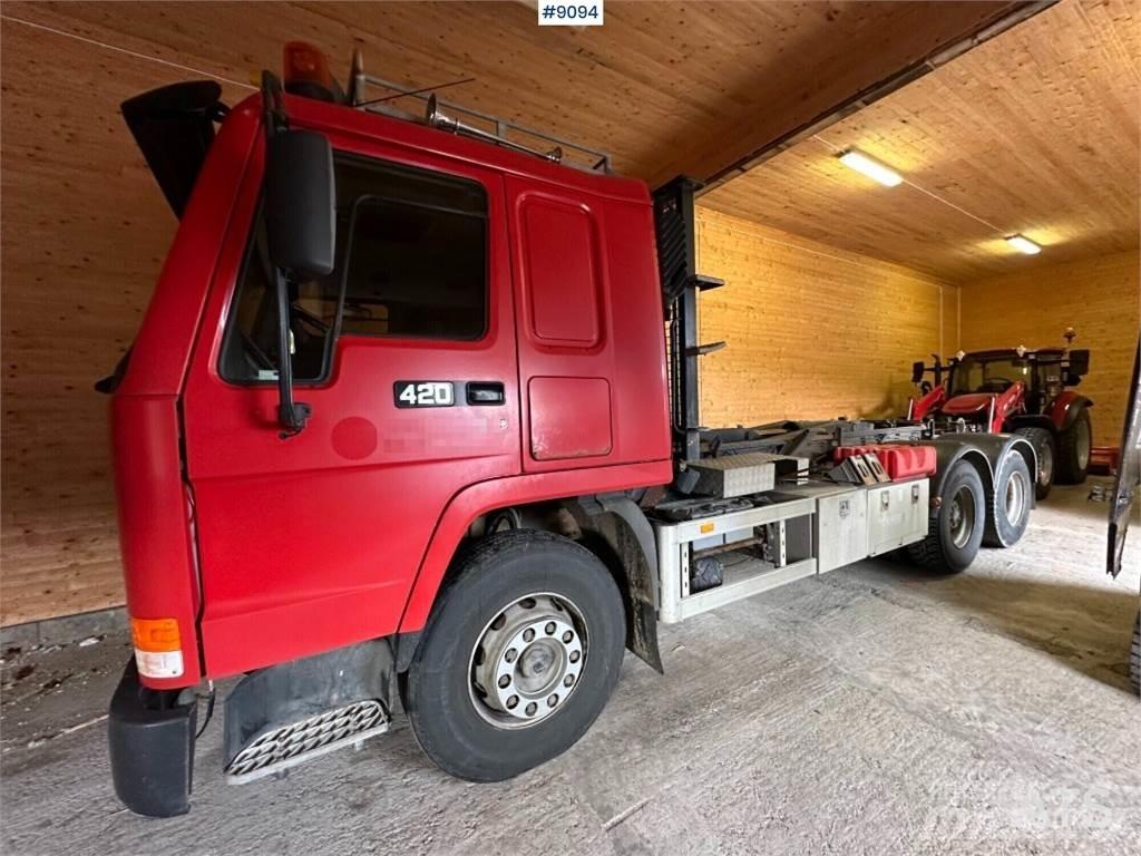 Volvo FL12 Camion con gancio di sollevamento