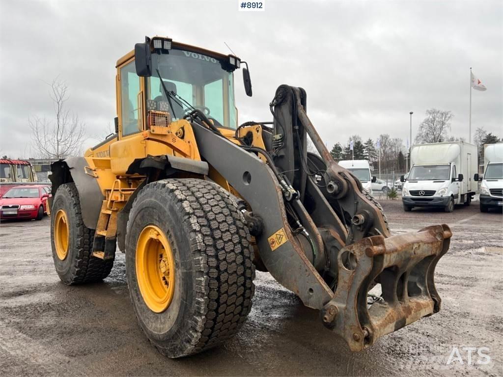 Volvo L110E Pale gommate