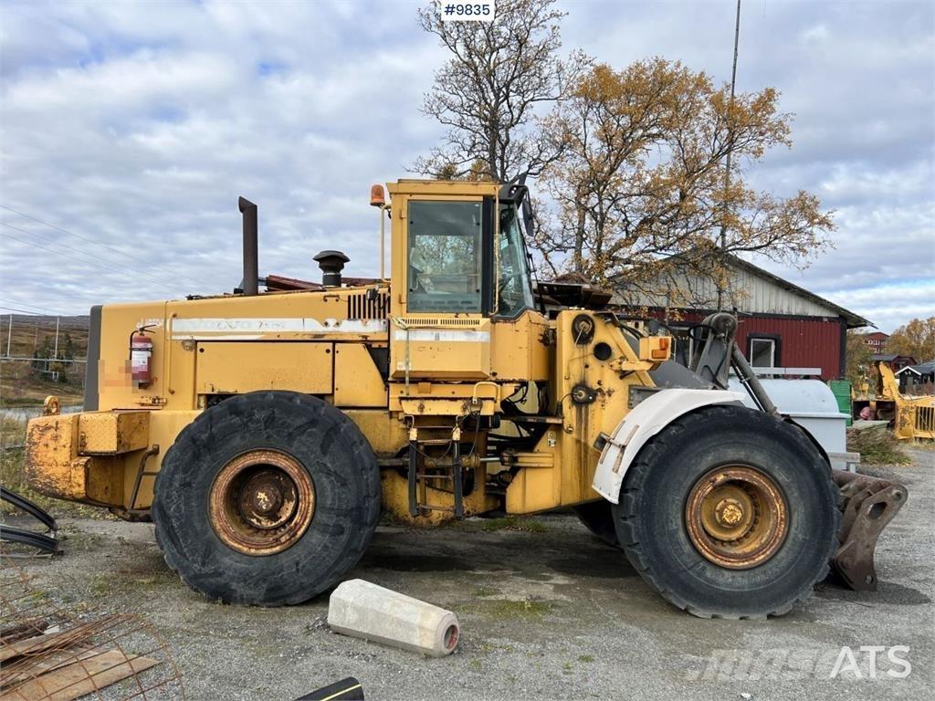 Volvo L180C Pale gommate