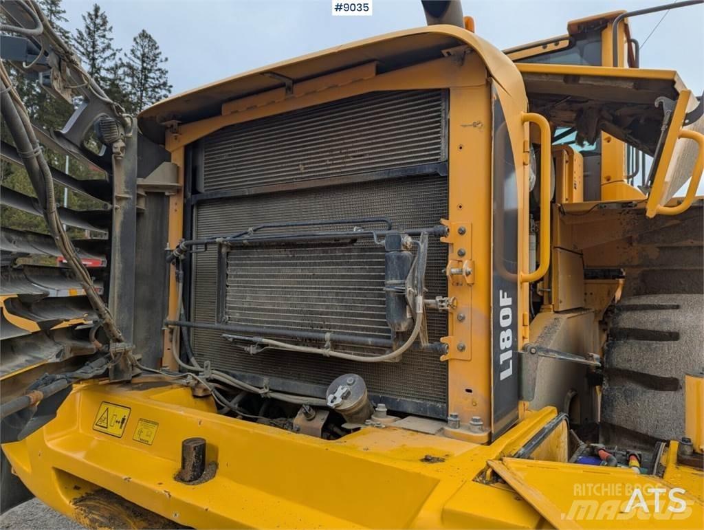 Volvo L180F Pale gommate