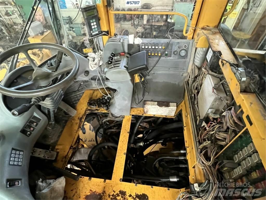 Volvo L220D Pale gommate