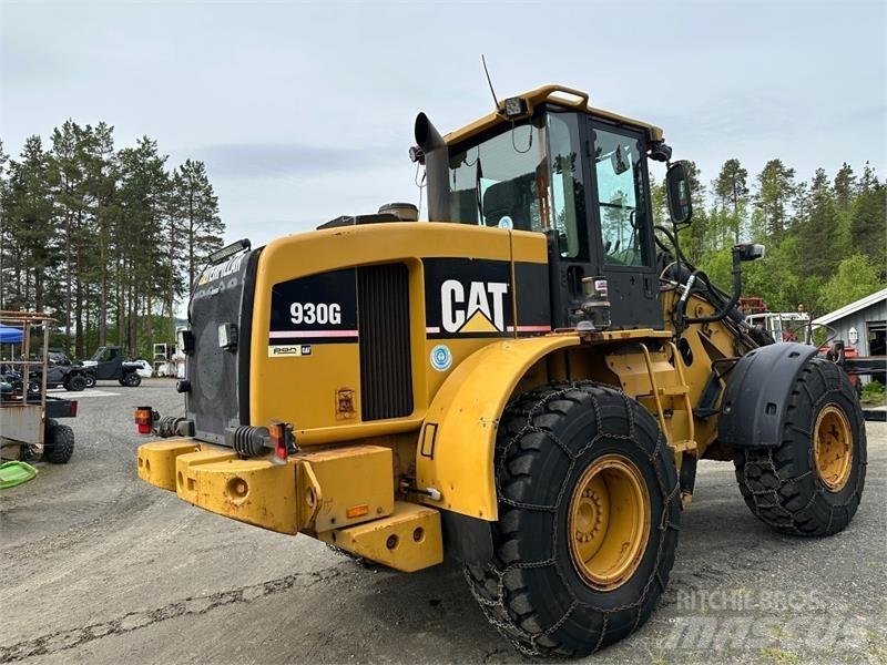 CAT 930 G Pale gommate