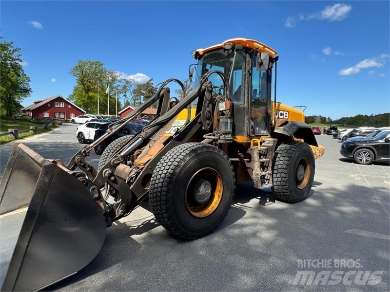 JCB 416k Pale gommate