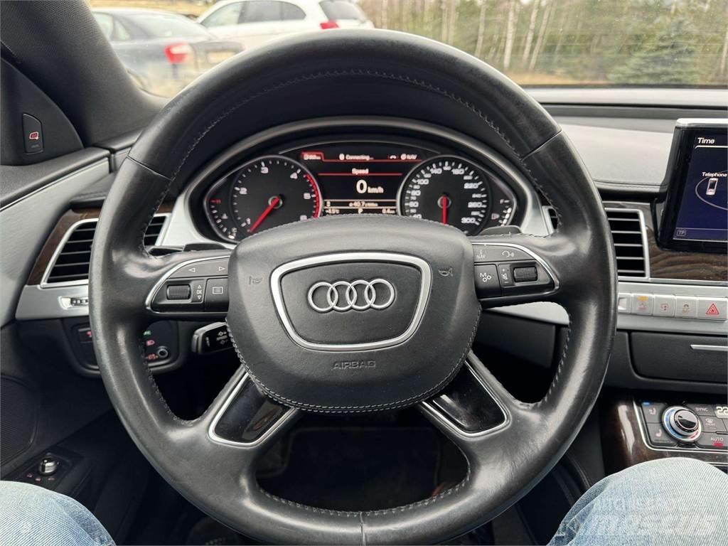 Audi  Auto