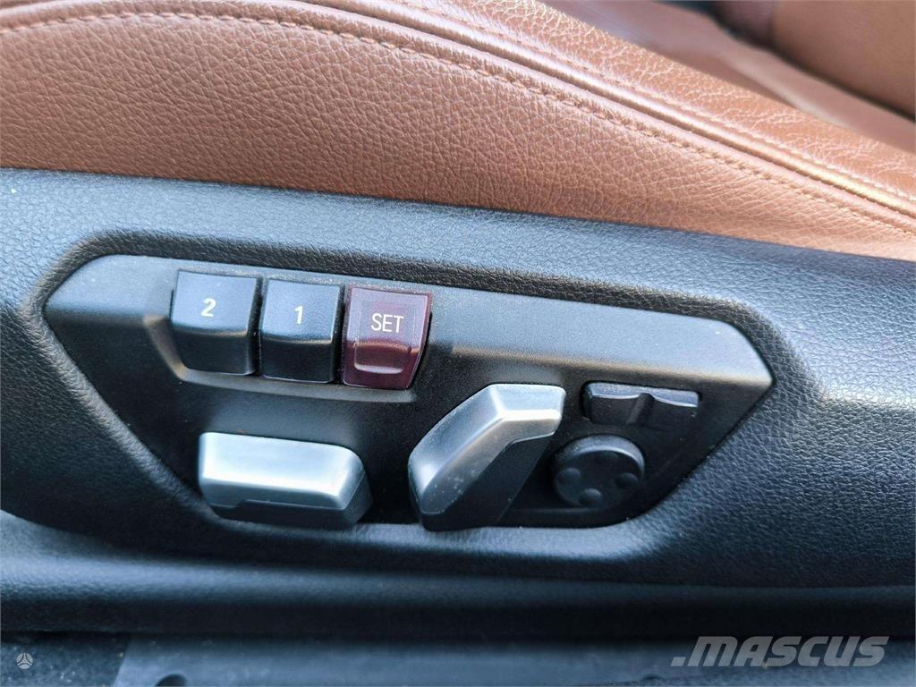 BMW  Auto