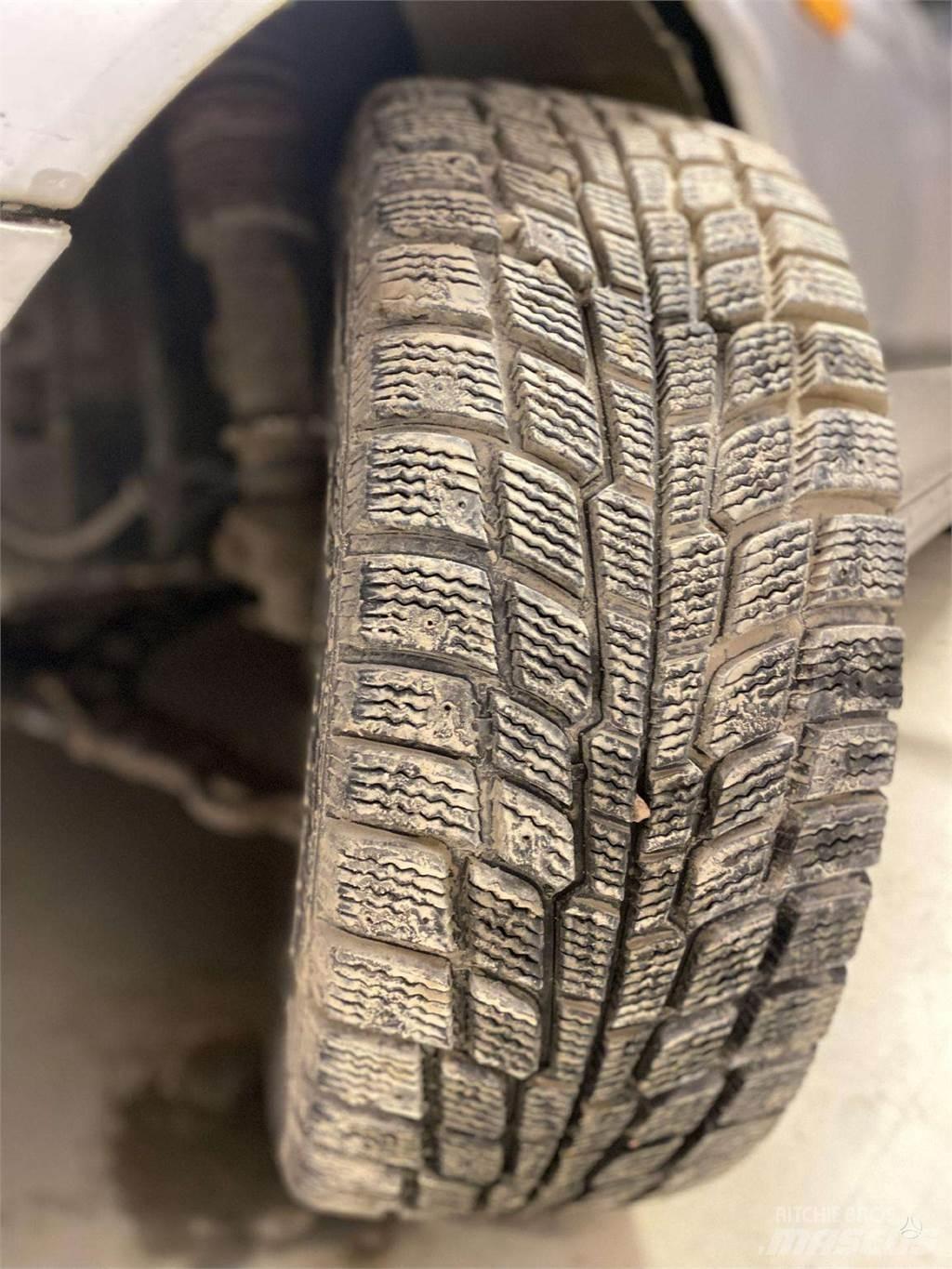 BMW  Auto