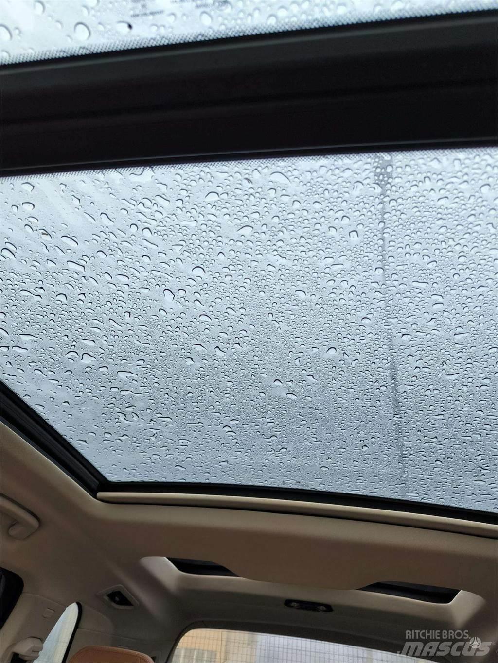 BMW  Auto