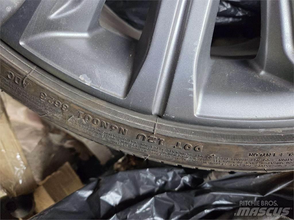 BMW  Pneumatici, ruote e cerchioni