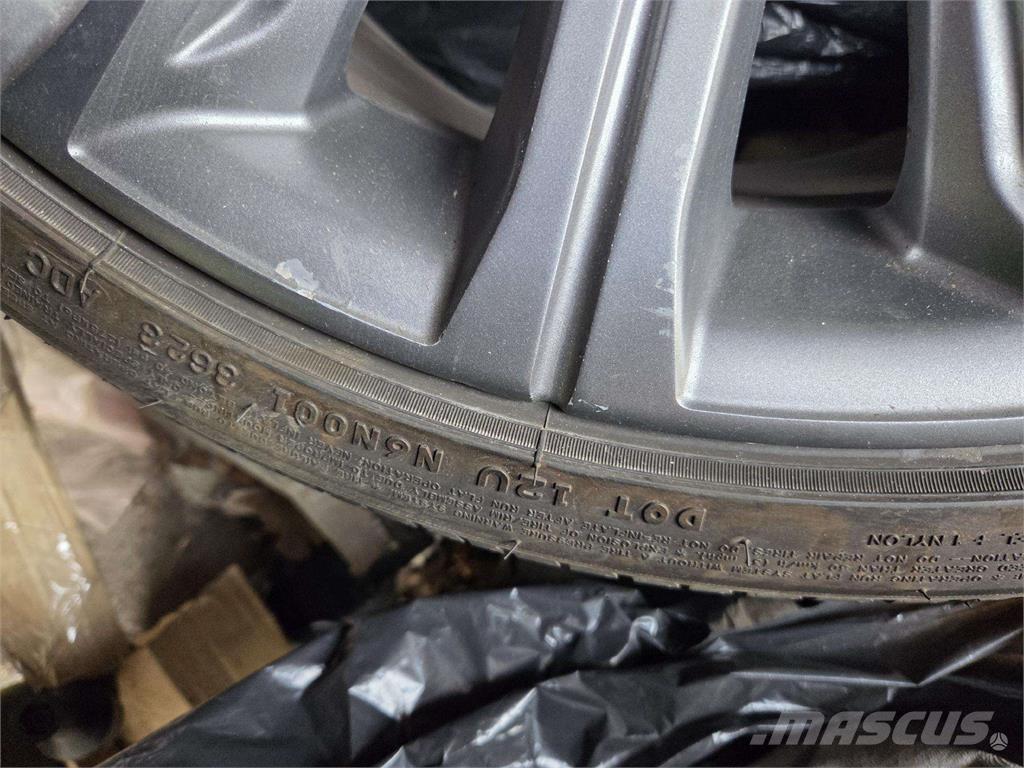 BMW  Pneumatici, ruote e cerchioni