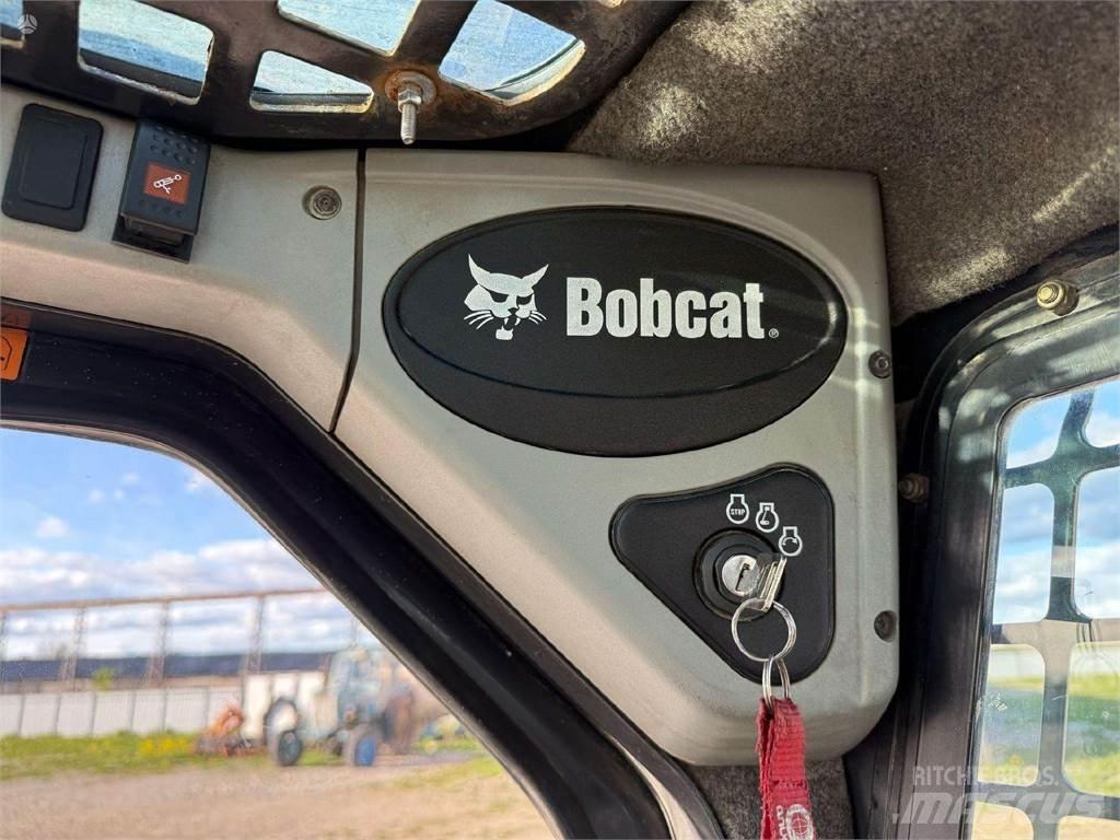 Bobcat S130 Mini pale