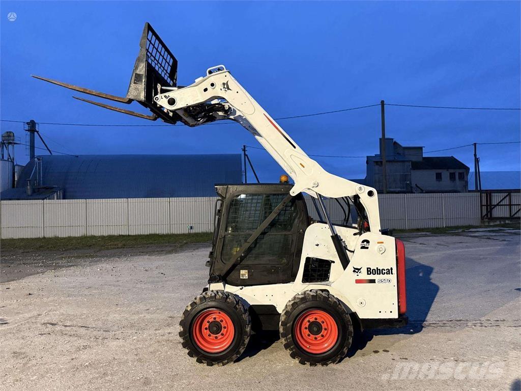 Bobcat S570 Mini pale