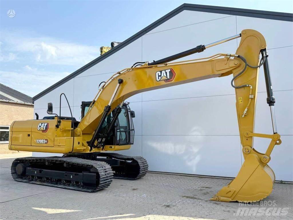 CAT 320D3 Escavatori cingolati