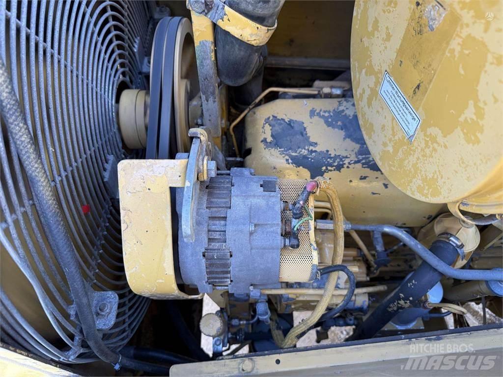 CAT D6M LGP Dozer cingolati