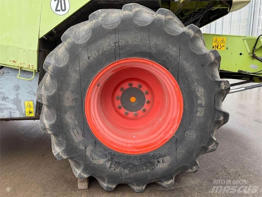 CLAAS LEXION 460 Mietitrebbiatrici