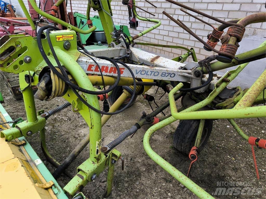 CLAAS VOLTO 870 Ranghinatori