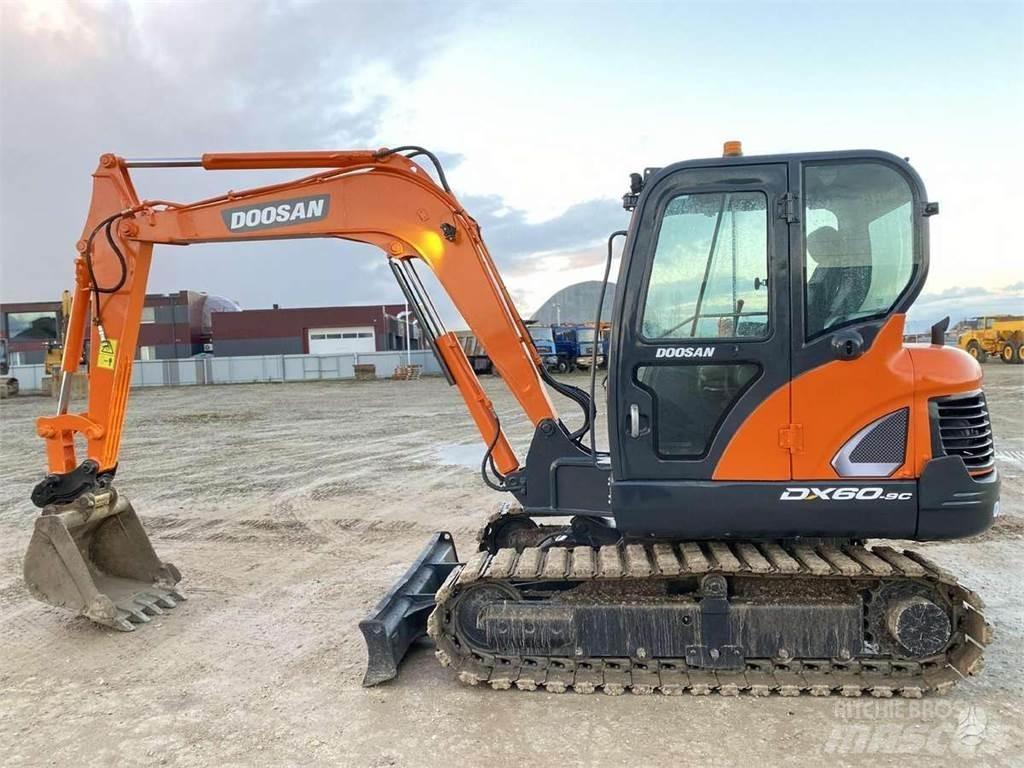 Doosan DX 60 C Miniescavatori