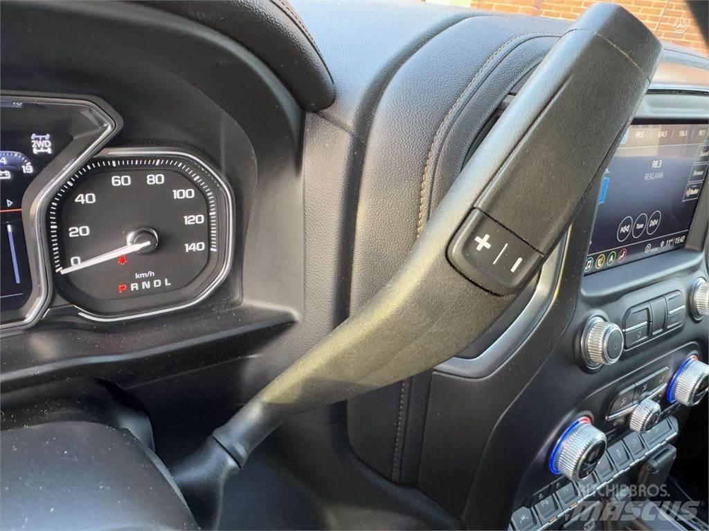 GMC  Auto