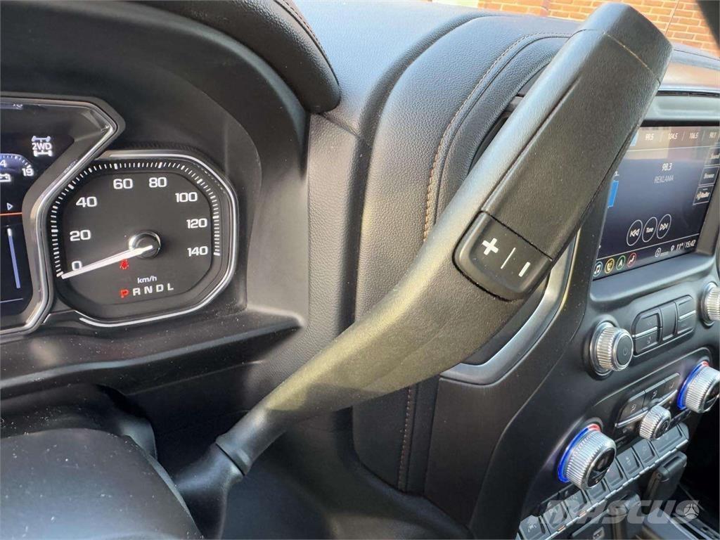 GMC  Auto