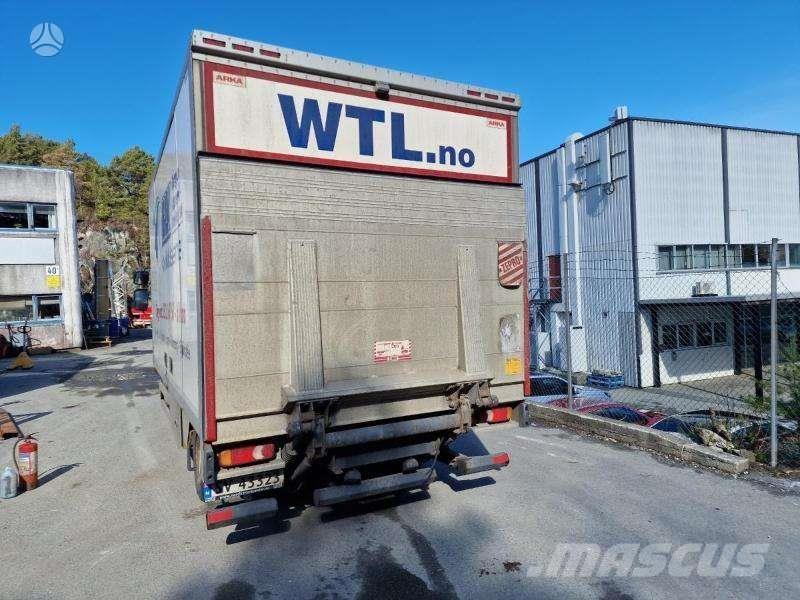 Iveco MIDLUM Camion cassonati