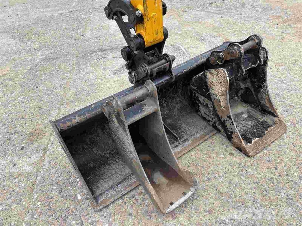 JCB 16C-1 Miniescavatori