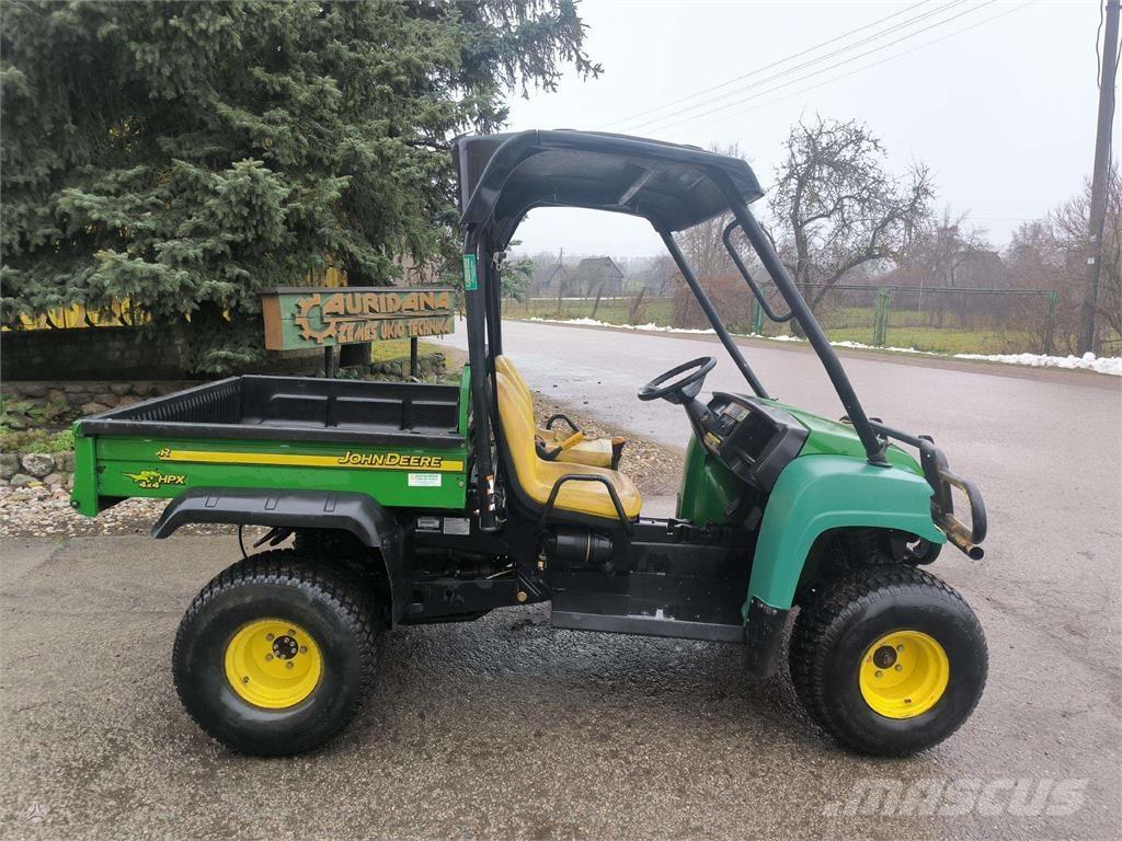 John Deere  ATV