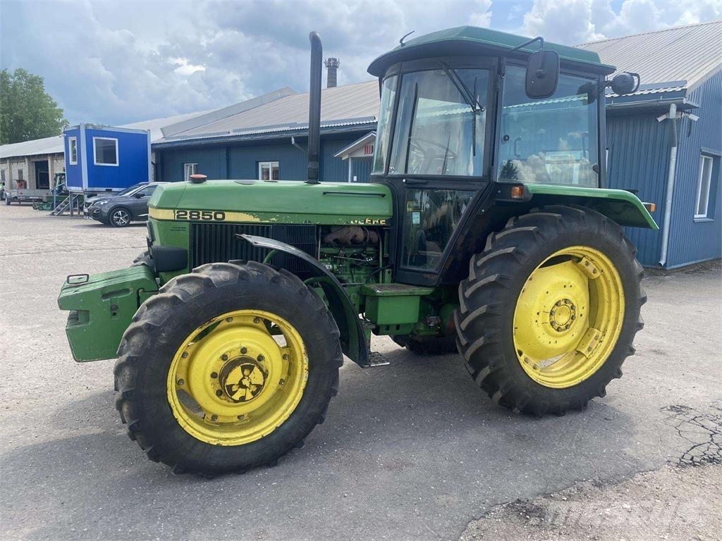 John Deere 2850AS Trattori