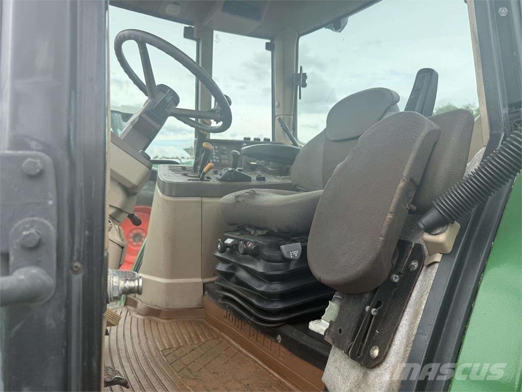 John Deere 6210 Trattori