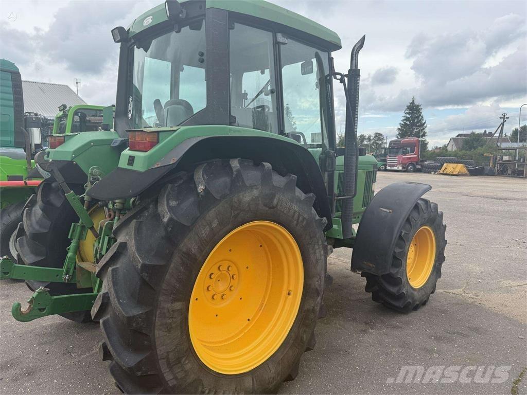 John Deere 6210 Trattori